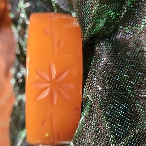 Lucite Braclet  Vintage  Butterscotch Color